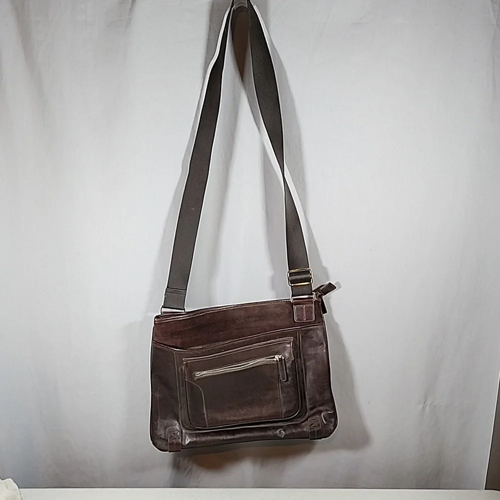 Fossil Leather Messenger Computer Crossover Bag